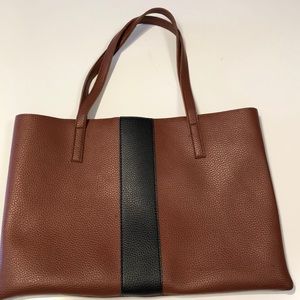 Vince Camuto Luck tote